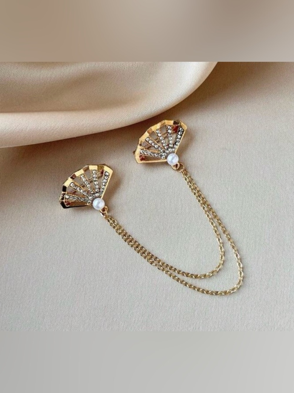 Gold Fan-Link Brooch M762